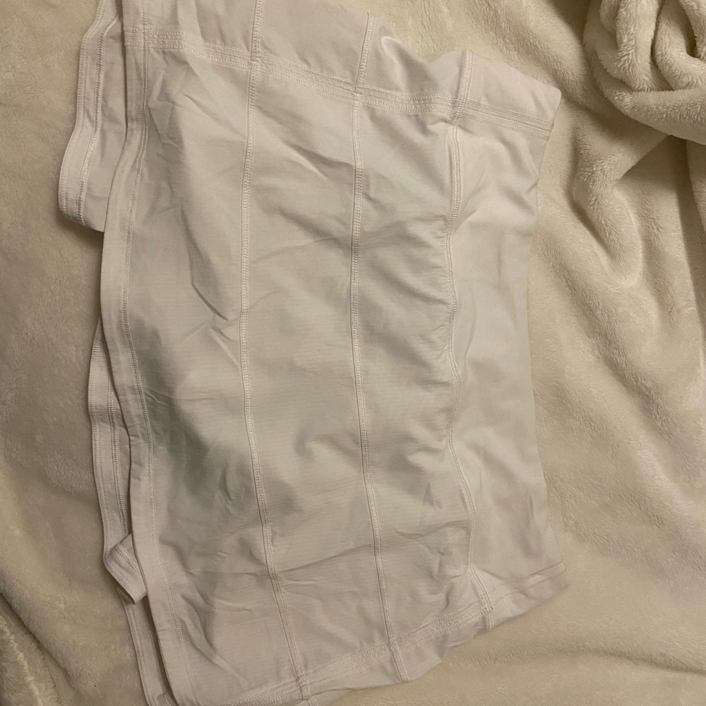 Lululemon pace rival skirt